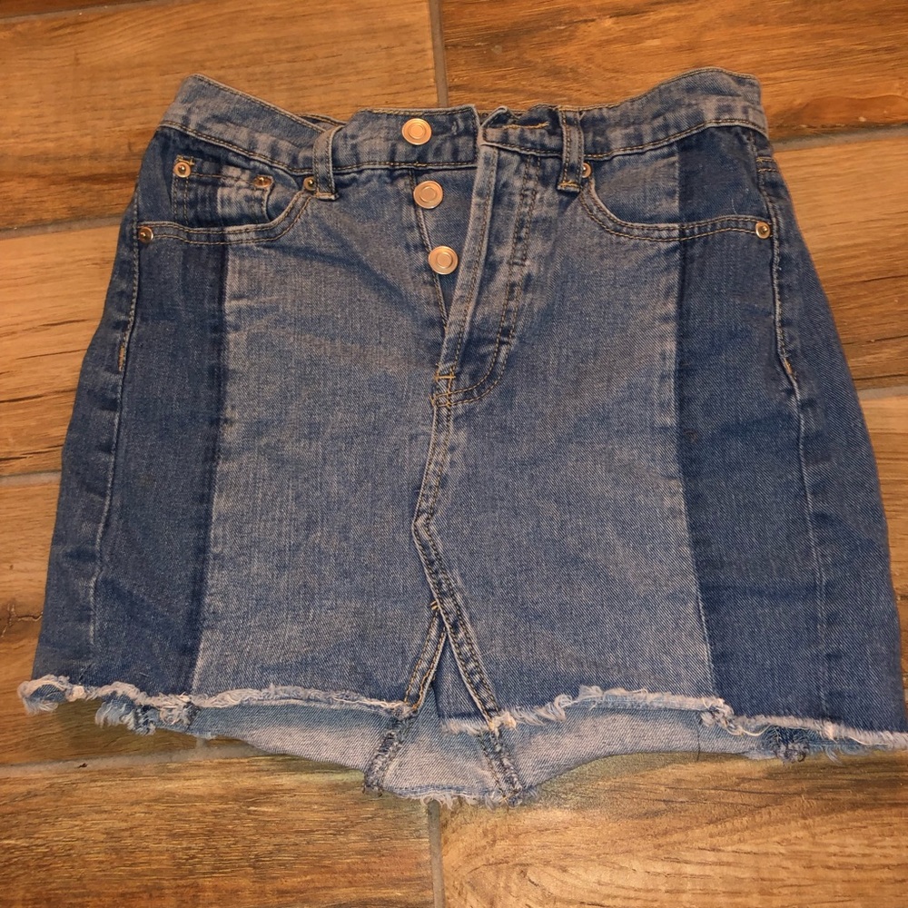 Denim skirt